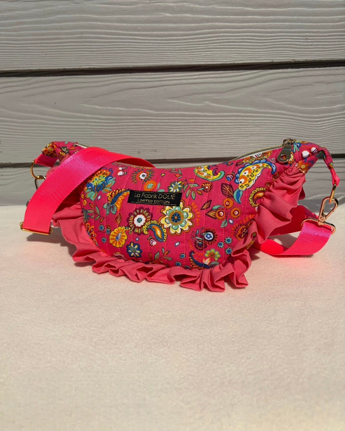 Sac demi-lune « Ibiza Pink »